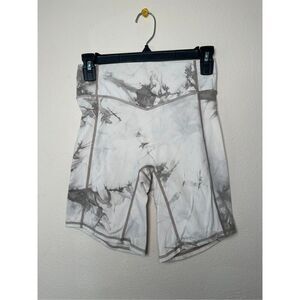Balance Athletica VITALITY Cloud II Biker shorts gray white tie dye High Waist s